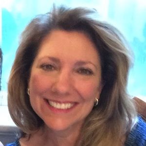 Meet your Posher, Carolyn